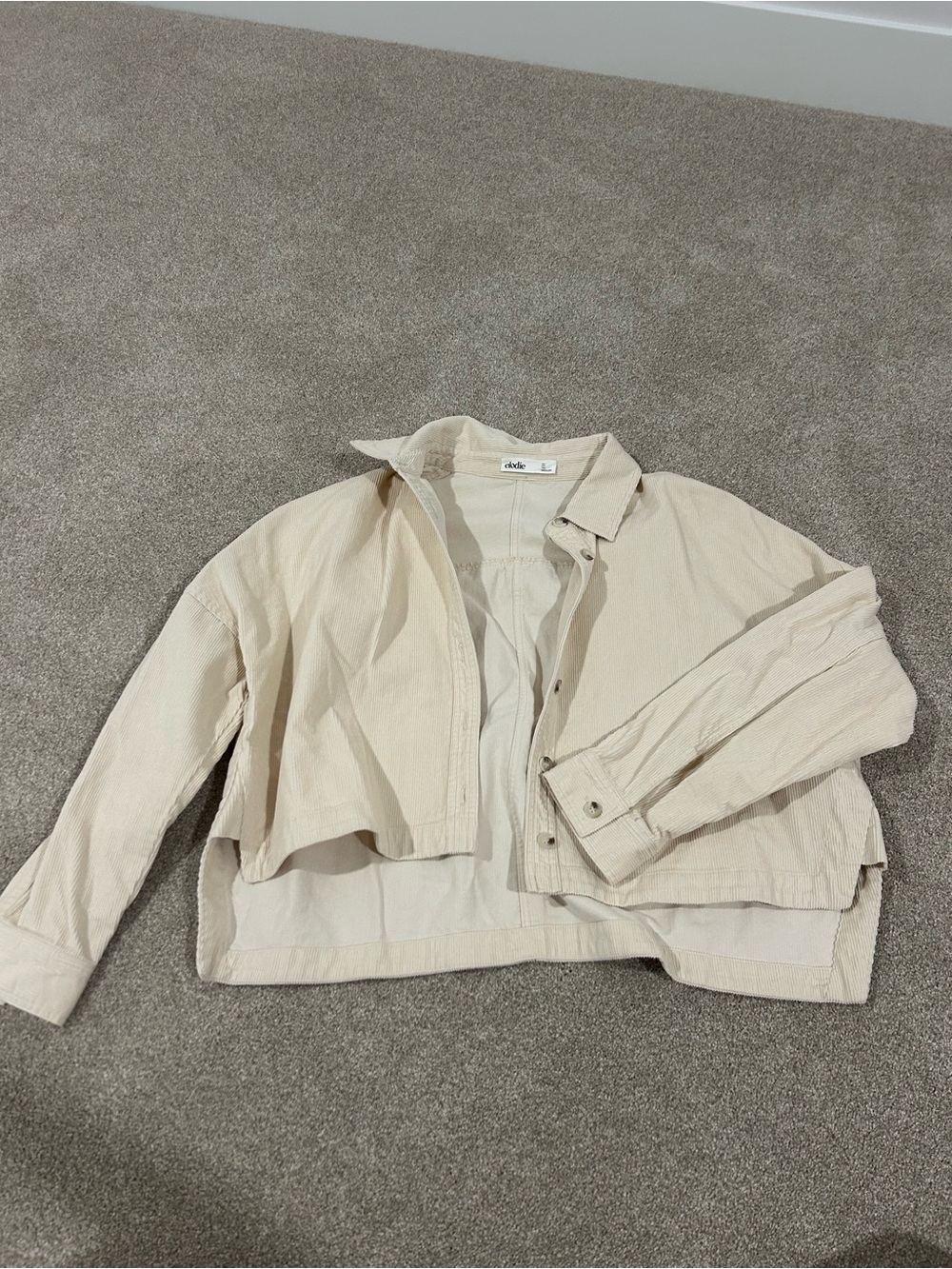 Elodie Cropped Jean Jacket in Cream